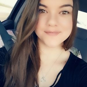 Meet your Posher, Paige